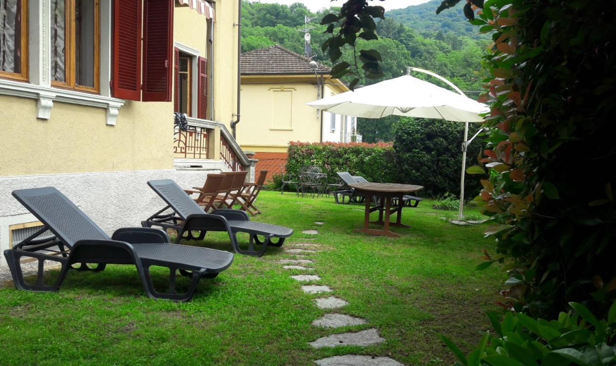 Appartement Casa Franca à Pettenasco Extérieur photo